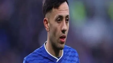 姆巴佩蜡像亮相：惟妙惟肖，仿若真人归来